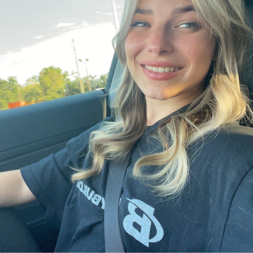 Meet your Posher, Alissa